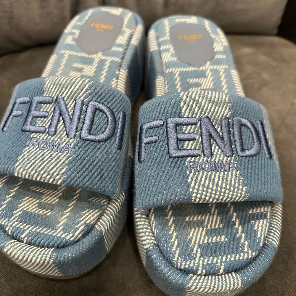 Fendi Sunshine Stripe Logo Platform Sandals Sz 37